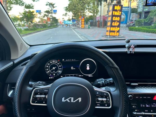 KIA CARNIVAL 2.2 SIGNATURE – 2024 | ĐEN SANG TRỌNG – BẢN CAO CẤP 