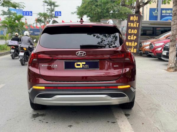HYUNDAI SANTAFE 2.5 CAO CẤP – Sản xuất năm 2021