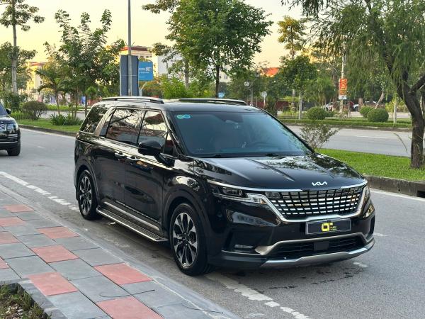 KIA CARNIVAL 2.2 SIGNATURE – 2024 | ĐEN SANG TRỌNG – BẢN CAO CẤP 