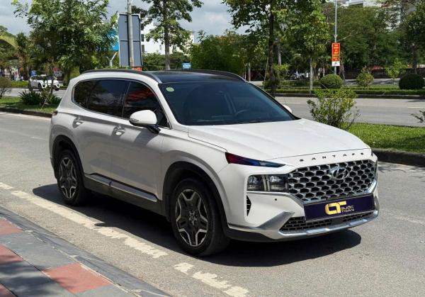 HYUNDAI SANTAFE 2.2 MÁY DẦU – 2022 – BẢN CAO CẤP