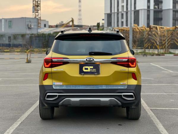 KIA SELTOS 1.4 LUXURY 2021