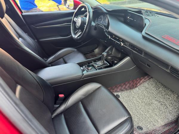  MAZDA 3 1.5 LUXURY – 2022 | ĐỎ NỔI BẬT 