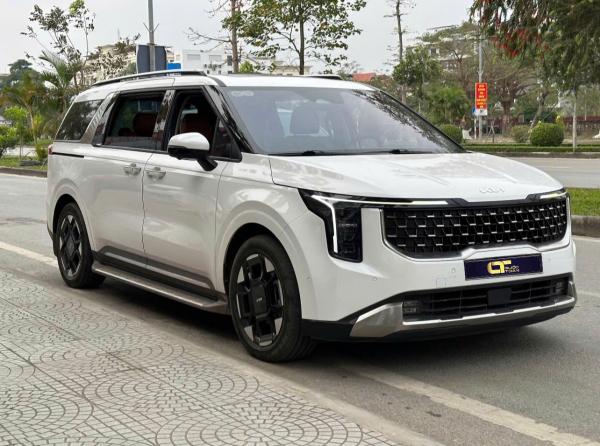 CARNIVAL SIGNATURE 7 GHẾ – 2024 FORM MỚI – RẺ HƠN 250 TR SO VỚI MỚ