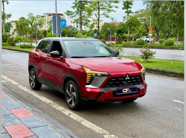 MITSUBISHI XFORCE 1.5 ULTIMATE – 2025 | ĐỎ NỔI BẬT