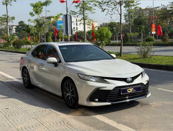 TOYOTA CAMRY 2.0Q – 2024 | TRẮNG NGỌC TRAI – SANG TRỌNG, ĐẲNG CẤP 