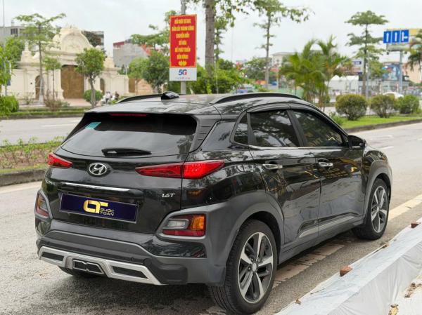 HYUNDAI KONA 1.6 TURBO 2019 – MÀU TRẮNG SIÊU ĐẸP