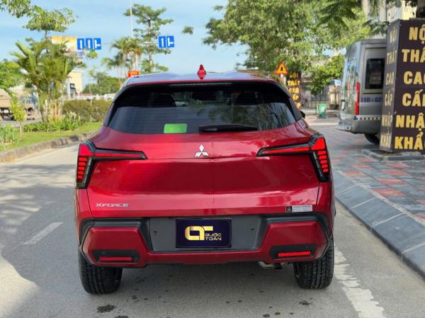 MITSUBISHI XFORCE 1.5 PREMIUM – 2025 | ĐỎ NỔI BẬT