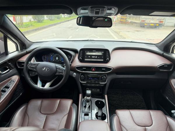 HYUNDAI SANTAFE PREMIUM 2.4L HTRAC  – 2020 
