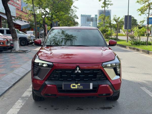 MITSUBISHI XFORCE 1.5 PREMIUM – 2025 | ĐỎ NỔI BẬT