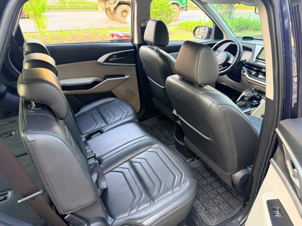 KIA CARENS 1.5 LUXURY – 2025 | XANH CÁ TÍNH