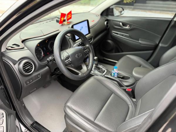 HYUNDAI KONA 1.6 TURBO 2019 – MÀU TRẮNG SIÊU ĐẸP