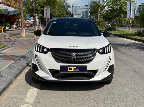 PEUGEOT 2008 2022 | 1.2 GT | TRẮNG