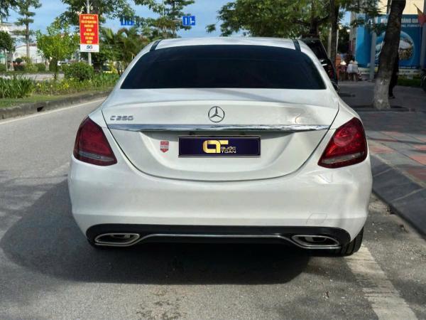MERCEDES-BENZ C250 – 2016 | TRẮNG LỊCH LÃM