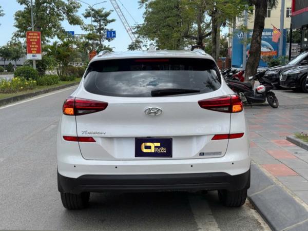 HYUNDAI TUCSON 2.0 AT TIÊU CHUẨN – 2021 
