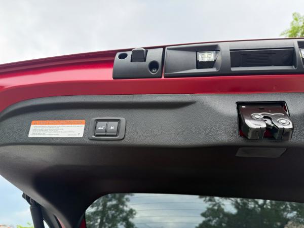 MITSUBISHI XFORCE 1.5 ULTIMATE – 2025 | ĐỎ NỔI BẬT
