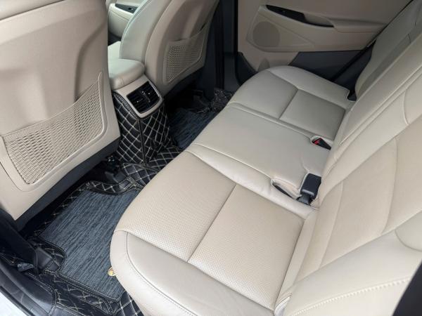 HYUNDAI TUCSON 2.0 ATH 2018 – TRẮNG TINH TẾ – FORM ĐẸP, GIÁ HỢP LÝ