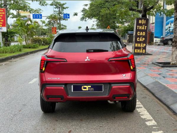 MITSUBISHI XFORCE 1.5 ULTIMATE – 2025 | ĐỎ NỔI BẬT