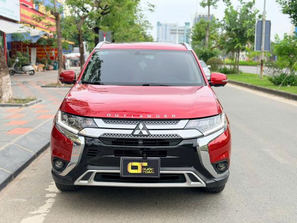 MITSUBISHI OUTLANDER 2.0 PRE – 2021 | ĐỎ NỔI BẬT