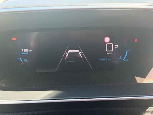 PEUGEOT 2008 2022 | 1.2 GT | TRẮNG