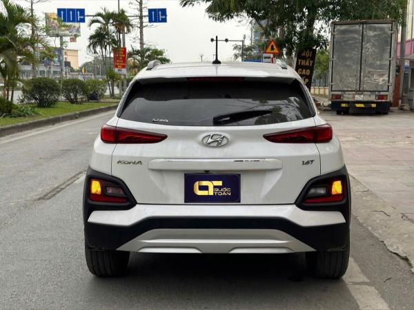 HYUNDAI KONA 1.6 TURBO 2019 – MÀU TRẮNG SIÊU ĐẸP