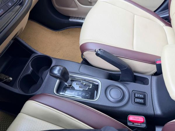 MITSUBISHI OUTLANDER 2.0 CVT SẢN XUẤT 2016