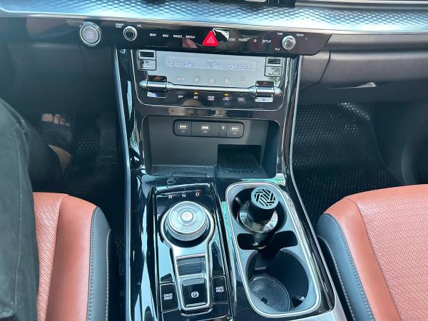 KIA CARNIVAL 2.2 SIGNATURE – 2024 | ĐEN SANG TRỌNG – BẢN CAO CẤP 