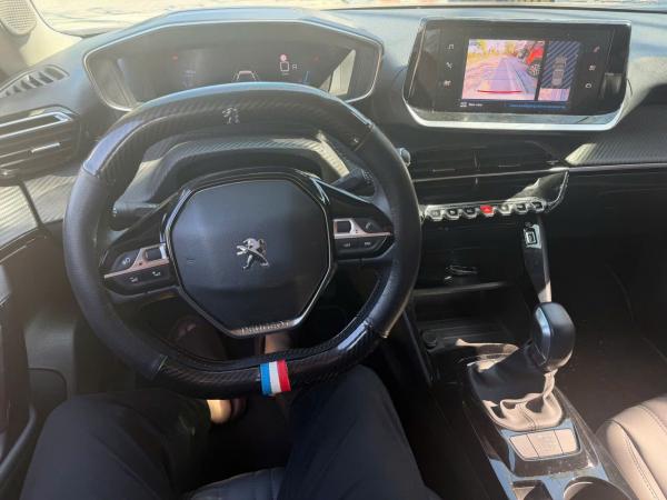 PEUGEOT 2008 2022 | 1.2 GT | TRẮNG