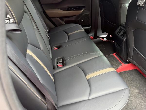 MITSUBISHI XFORCE 1.5 ULTIMATE – 2025 | ĐỎ NỔI BẬT