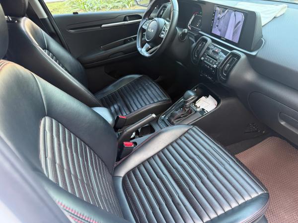  KIA SONET 1,5 LUX – 2022 | TRẮNG TRẺ TRUNG