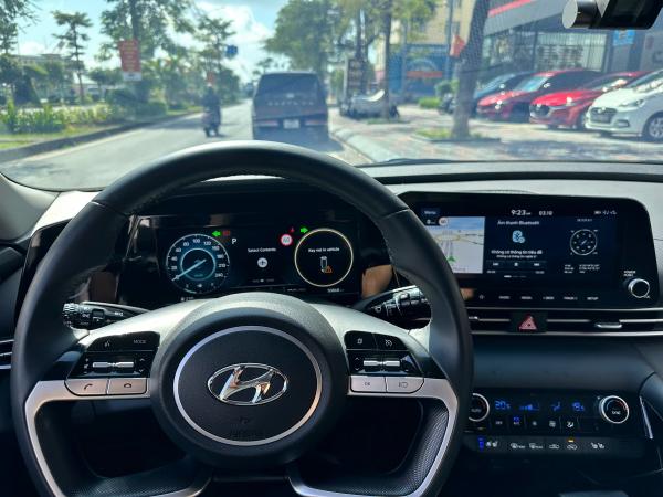  HYUNDAI ELANTRA 2.0 AT CAO CẤP – 2023 | MÀU TRẮNG 