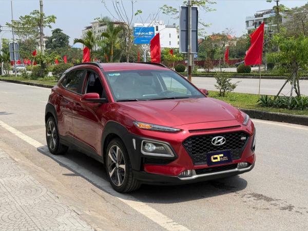HYUNDAI KONA 2.0 – 2018 | GẦM CAO ĐÔ THỊ CỰC HOT 