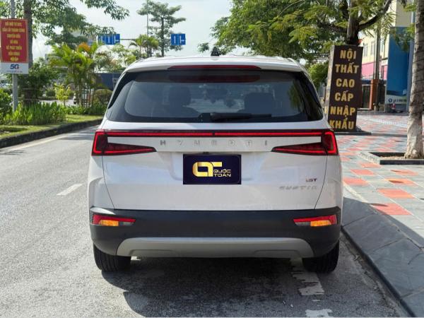 HYUNDAI CUSTIN 1.5 TC – 2024 | TRẮNG THANH LỊCH 