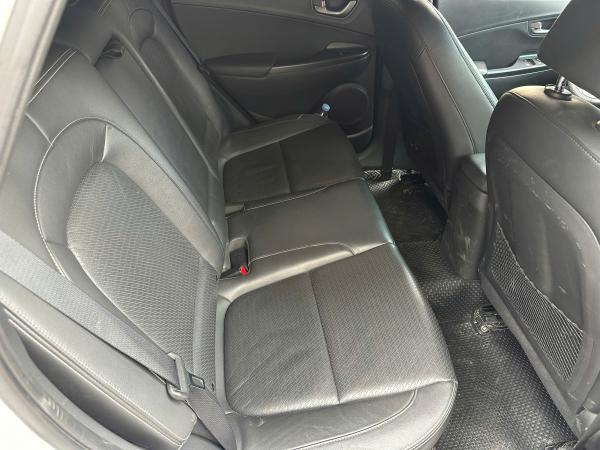 HYUNDAI KONA 1.6 TURBO 2019 – MÀU TRẮNG SIÊU ĐẸP