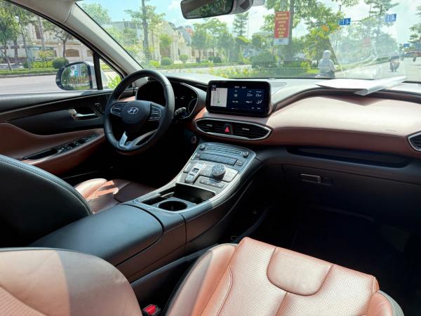 HYUNDAI SANTAFE 2.2 MÁY DẦU – 2022 – BẢN CAO CẤP