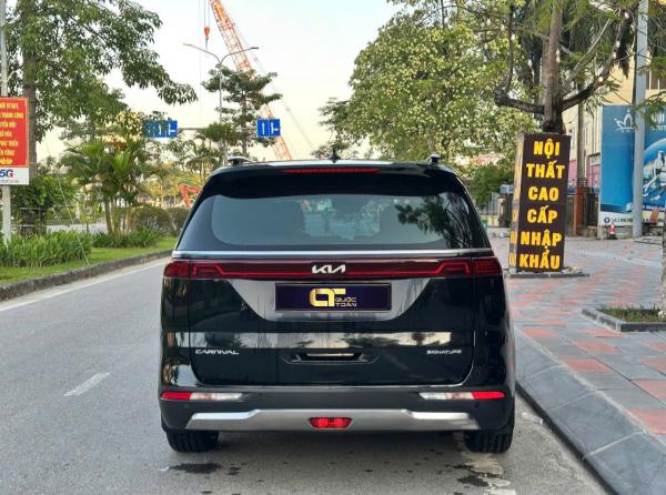 KIA CARNIVAL 2.2 SIGNATURE – 2024 | ĐEN SANG TRỌNG – BẢN CAO CẤP 