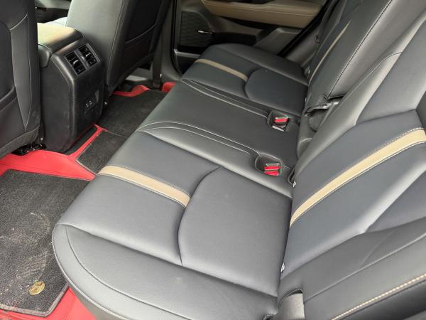 MITSUBISHI XFORCE 1.5 ULTIMATE – 2025 | ĐỎ NỔI BẬT