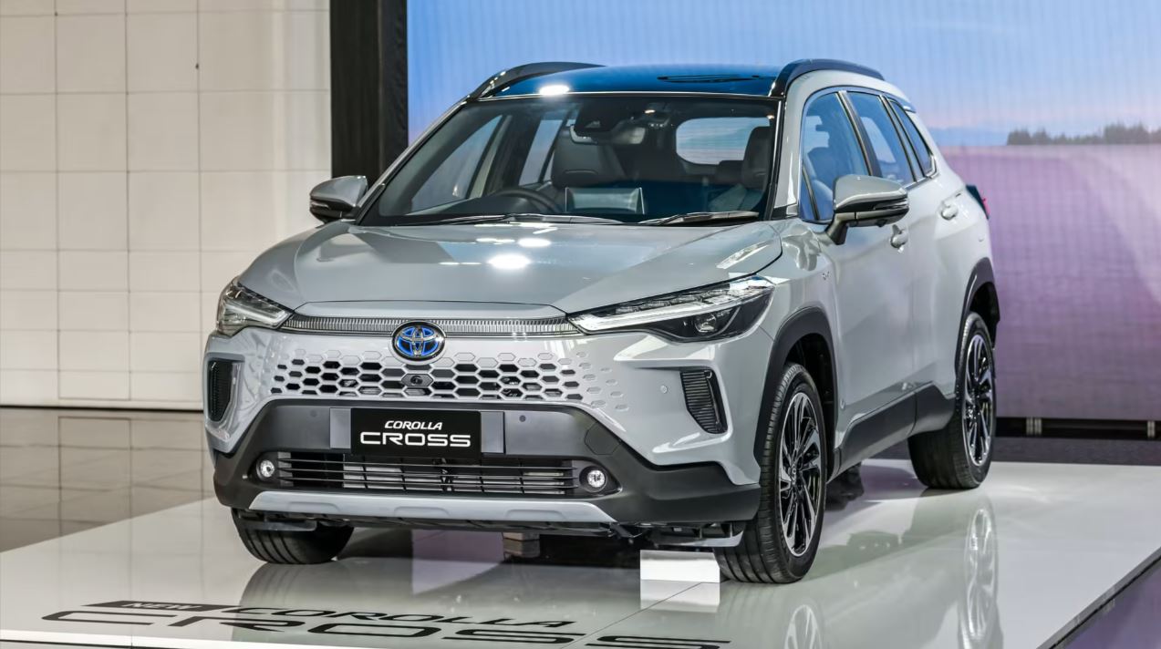 Toyota Corolla Cross 2024 ồ ạt về Việt Nam, hứa hẹn ngày trở lại đường đua doanh số